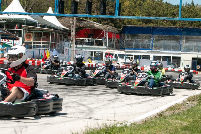 15 Min Of Go Karting - Rain, Slippery Turns, and Why It Can Still Be Fun