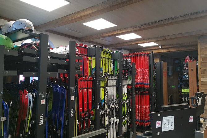 4 days Ski equipment rental in Borovets - Ski in and out at Alpin Arena, right where the runs begin