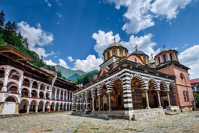7 Rila Lakes and Rila Monastery Tour - Seven Rila Lakes: lift up, then climb, then choose how many