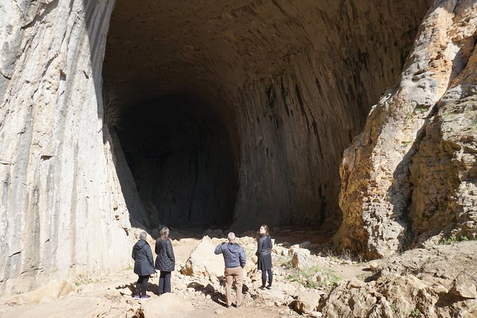 Day Tour: God's eyes cave, Saeva dupka cave & Glozehne monastery - Stop 2: Saeva Dupka Cave’s Formations and Surprising Acoustics
