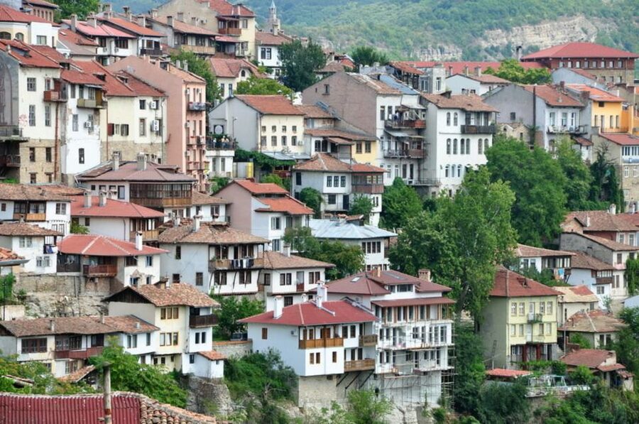 Day Trip to Bulgaria and Veliko Tarnovo from Bucharest - Who this trip suits best, and who should choose differently