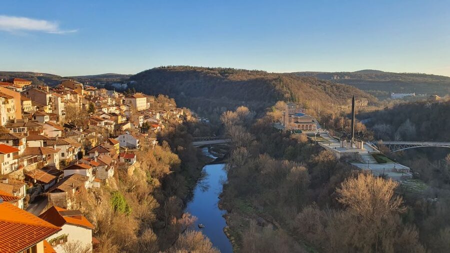 From Bucharest: Bulgaria 1-Day Tour - Guide Quality Makes the Difference, Especially With Short Stops