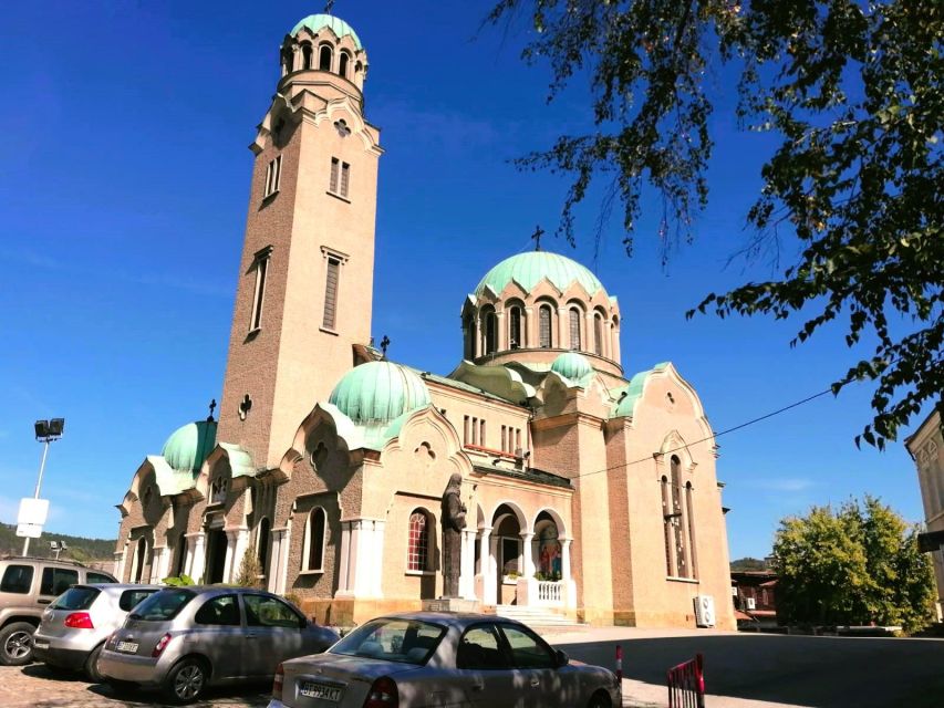 From Bucharest: Day Trip to Medieval Marvels of Bulgaria - Lunch, coffee stops, and the reality of a Bucharest-to-Bulgaria day
