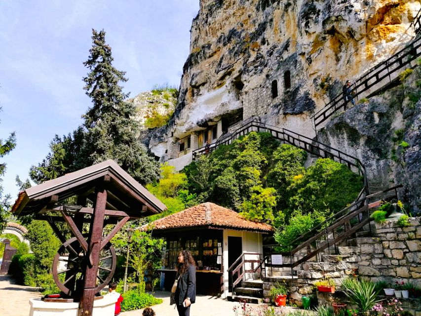 From Bucharest: Day Trip to Medieval Marvels of Bulgaria - Timing, what to bring, and how to enjoy the full day