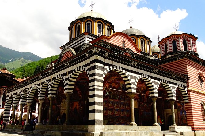 From Sofia: Rila monastery & Boyana church and free pick up - How the guide and audio guide work together