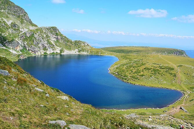 Full-day Rila Mountains, Seven Lakes Hike, and Hot Springs Tour from Sofia - Who should book this day trip from Sofia