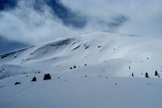 Full day Snowshoeing tour to Bezbog peak 2645 m in Pirin Mountains - From Bansko pickup to G. Delchev hut, the day gets going early