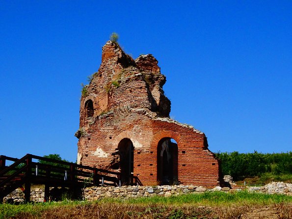 Plovdiv and Perushtitsa Day Trip with Wine Tasting from Sofia - Plovdiv Old Town Walking Tour: 3 Hours to Read the City