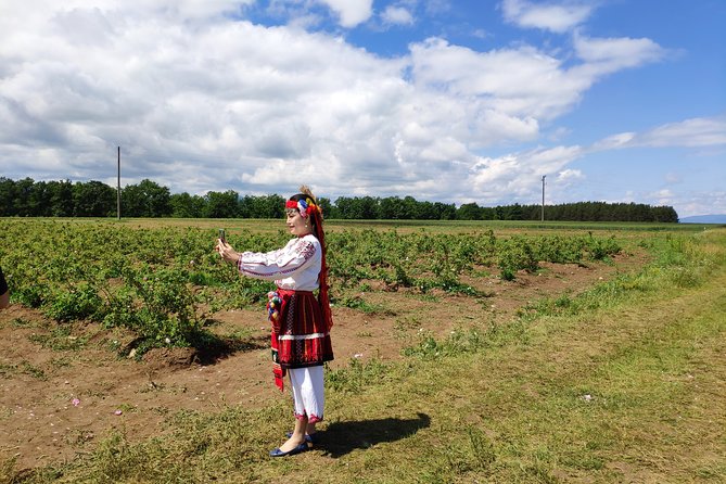 Private Access Rose Festival Kazanlak 05-07.06.2025 - Valley of Roses Stop: What You Get in One Hour