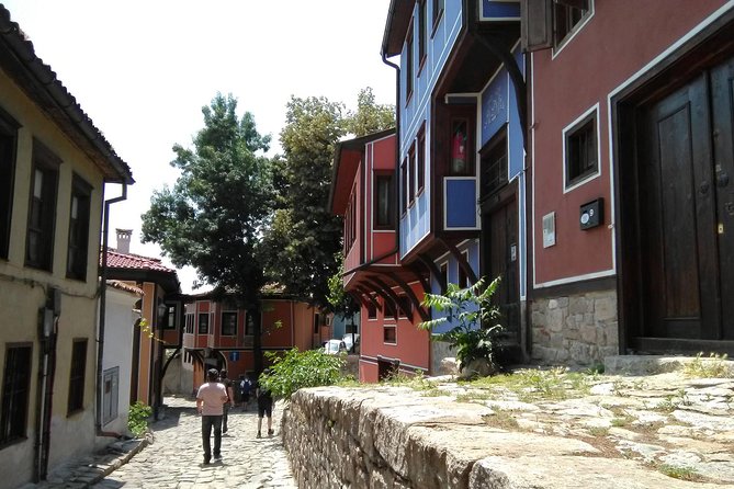 Private Day Trip to Plovdiv and Asen's Fortress - Guides and language, how to get the most out of the narration
