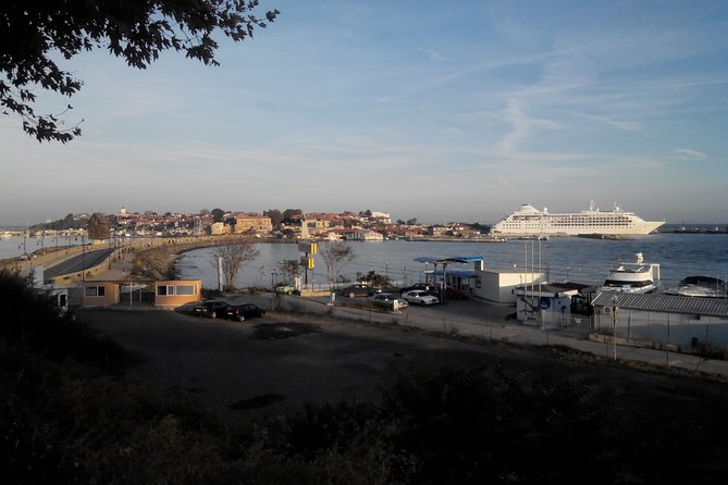 Private One-way Transfer Bourgas Airport to Hotel or vice versa - Who This Burgas Airport Transfer Works Best For