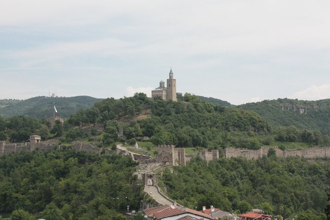 Self-guided Tour in Tsarevets Fortress - The e-guide: handy notes, not magic