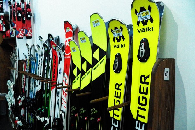 Ski and snowboard equipment in Bansko,Bulgaria - Buying Lift Tickets Where You Stand