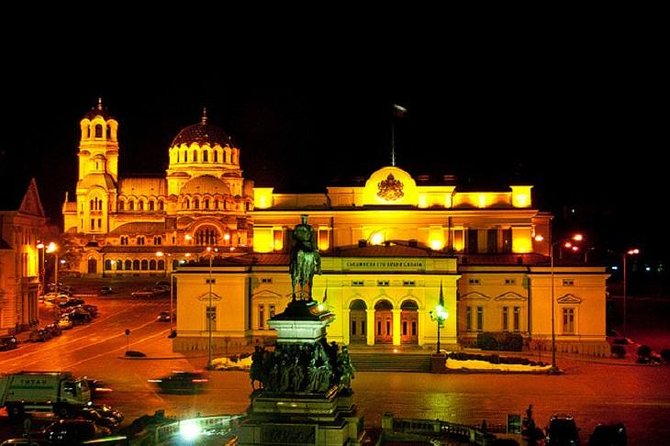 Sofia by Night Panoramic Tour with Dinner and Folklore Show - Key things I’d circle before you go