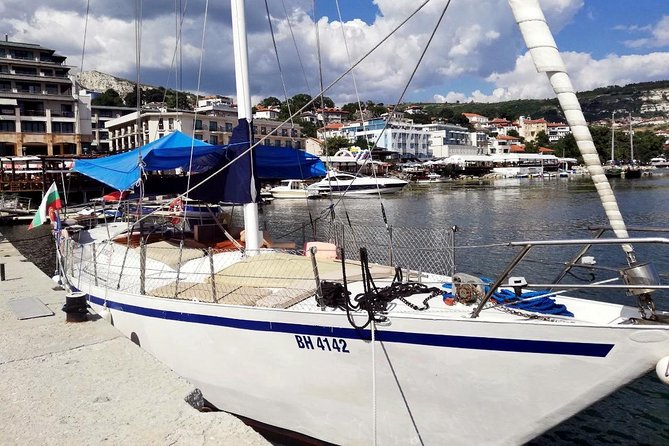 Superb Black Sea Yacht Picnic with Food & Drinks - Your half-day plan: Balchik and Kavarna by yacht