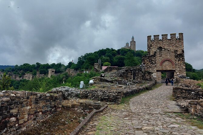 Veliko Tarnovo and Arbanasi day tour from Sofia with pickup - Tsarevets Fortress: where the stairs earn their keep